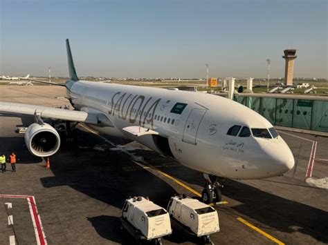 Review: Saudia A330.